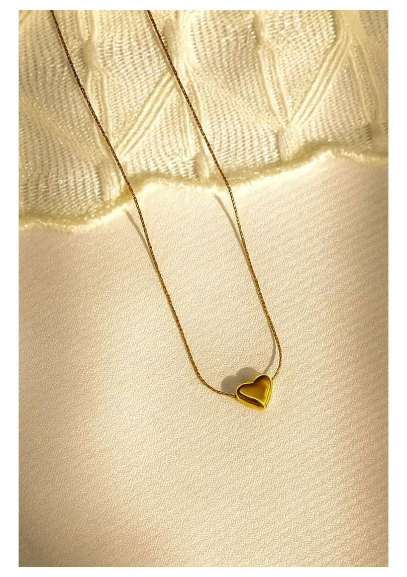 NecHeart Shape Golden Necklaceklace