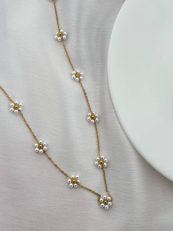 Elegant Fashion Necklace for Girls & Women