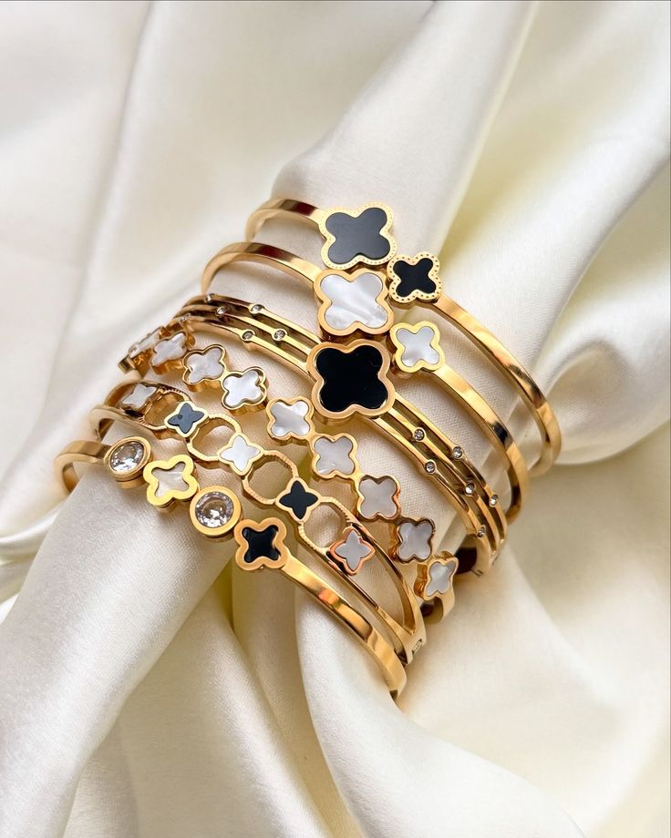 Crystal Jwels – Elegant Fashion Bracelet
